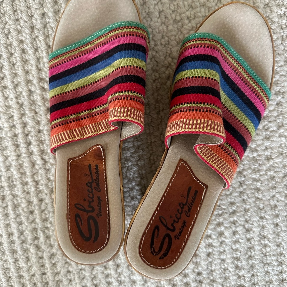Sbicca wedges size 9. Super com